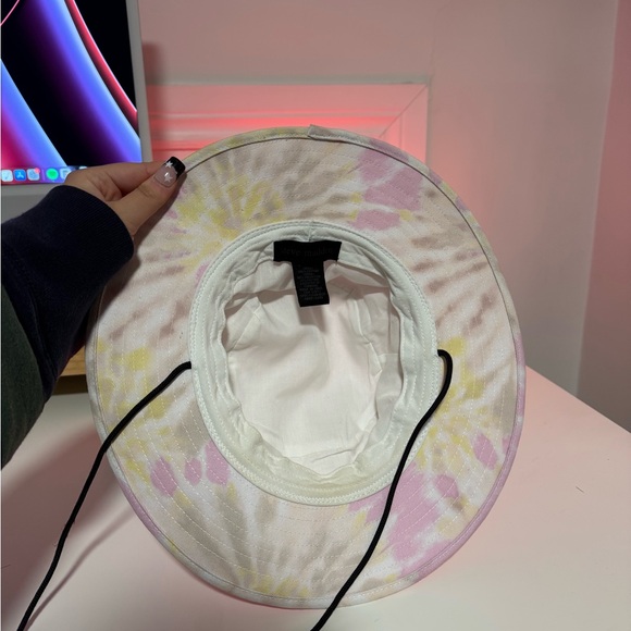 hat - Picture 5 of 6